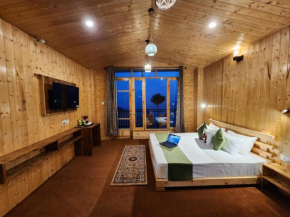 Gadegal Homestay Narkanda - Rooms & Pahadi Café